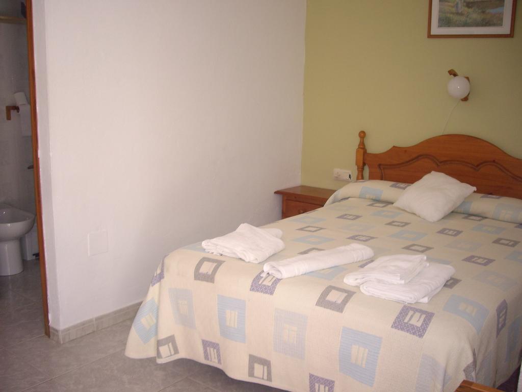 Hostal Mini Golf Los Canos De Meca Szoba fotó