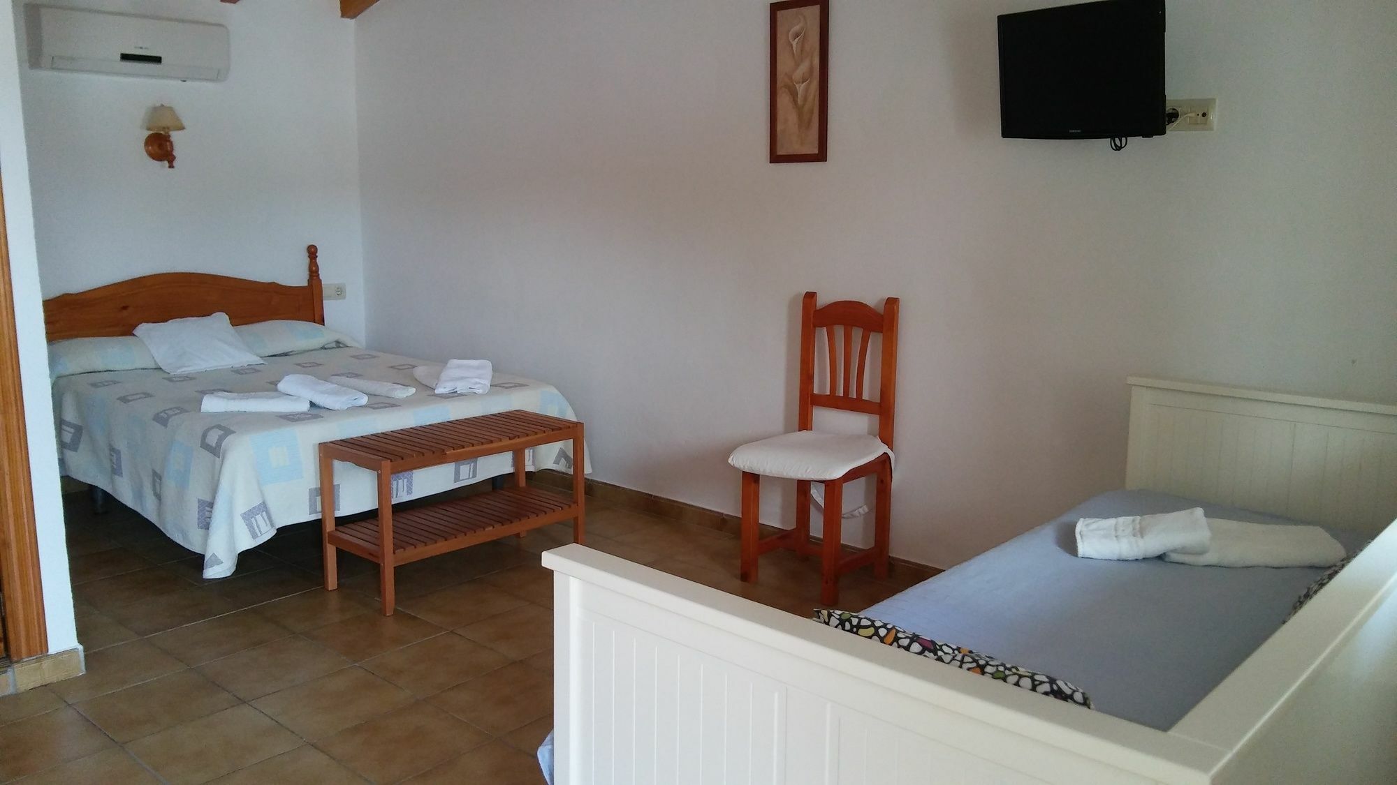 Hostal Mini Golf Los Canos De Meca Kültér fotó
